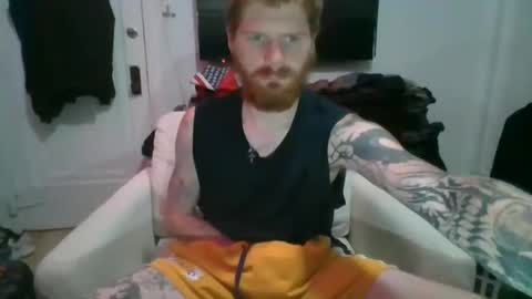 Snapshot of magnetic77slav chatting on October 17, 2025, 8:28 am magnetic77slav online show from October 17, 2025, 8:28 am