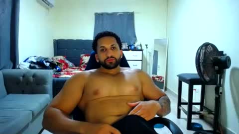 Snapshot of magnus_jones8105 chatting on July 15, 2026, 4:51 am magnus_jones8105 online show from July 15, 2026, 4:51 am