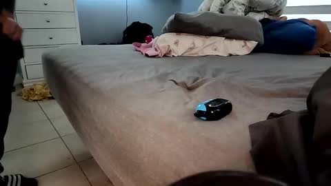 Diandlin online show from February 20, 2026, 5:46 pm