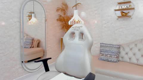 Snapshot of mai_bigboobs chatting on December 4, 2025, 11:41 am Mai Bigboobs online show from December 4, 2025, 11:41 am