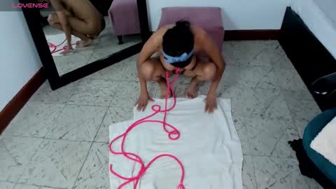 Snapshot of maia_davies chatting on January 12, 2025, 6:16 pm Maia online show from January 12, 2025, 6:16 pm