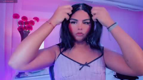 Snapshot of maia_hotts chatting on April 19, 2026, 8:11 pm CamiiGarcia online show from April 19, 2026, 8:11 pm