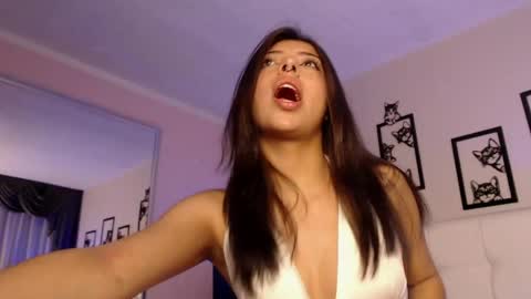 Snapshot of maia_reficco chatting on May 29, 2026, 8:07 pm Maia Reficco online show from May 29, 2026, 8:07 pm