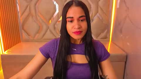 Online 800 to 1400 online show from December 17, 2025, 1:06 pm