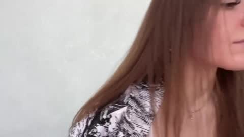 Snapshot of maiabarthe chatting on May 20, 2026, 8:20 am M I A online show from May 20, 2026, 8:20 am