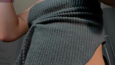 Snapshot of maiacollins chatting on November 20, 2025, 6:40 pm Maia online show from November 20, 2025, 6:40 pm