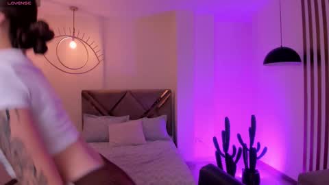  Maia  online show from March 6, 2026, 9:11 pm