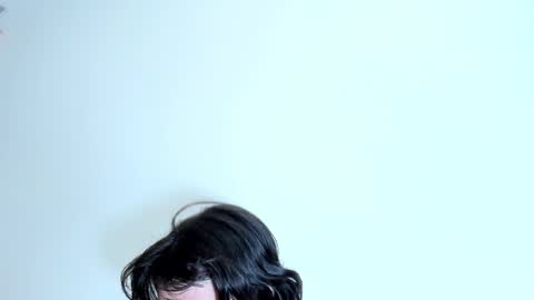 maibys online show from December 18, 2025, 3:45 am