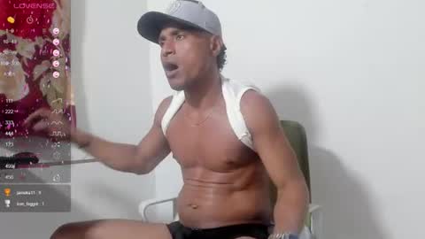 Snapshot of maik_alen chatting on June 25, 2026, 2:55 am . Maik Alen . online show from June 25, 2026, 2:55 am