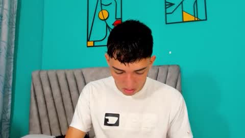 Maikol online show from April 13, 2026, 12:43 pm