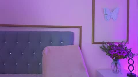 Mailin online show from April 27, 2026, 11:03 pm