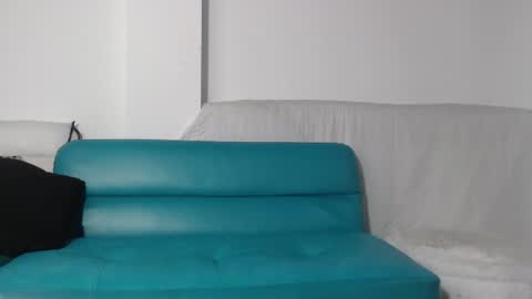 mailyn_gold online show from June 26, 2026, 11:47 am