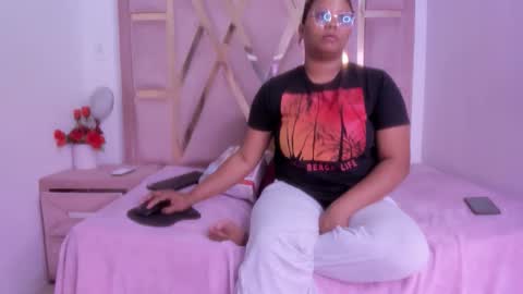 Snapshot of mairaasm chatting on May 28, 2026, 12:35 pm Mairaasm online show from May 28, 2026, 12:35 pm
