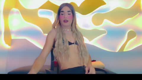maitecandyxx online show from June 14, 2026, 4:25 am