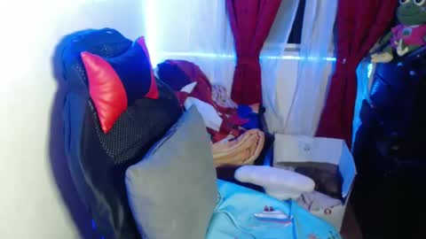 Hello friends Im on another account    online show from January 23, 2025, 7:22 am