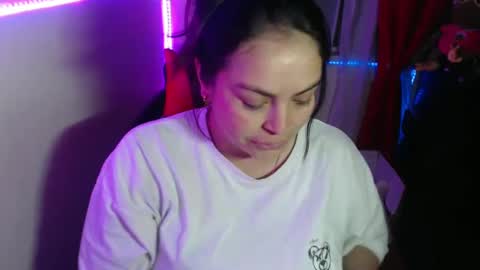 Hello friends Im on another account    online show from January 26, 2025, 12:26 am