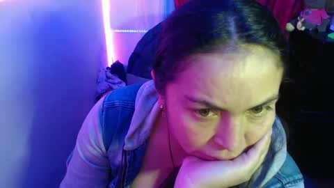 Hello friends Im on another account    online show from February 13, 2025, 1:40 am