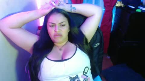 Hello friends Im on another account    online show from February 19, 2025, 4:12 am