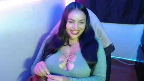 Hello friends Im on another account    online show from February 22, 2025, 1:55 am