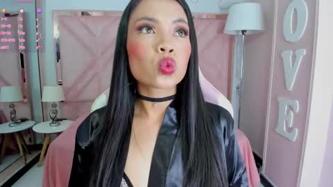 Snapshot of maiyajoness chatting on October 15, 2025, 4:01 am maiyajoness online show from October 15, 2025, 4:01 am