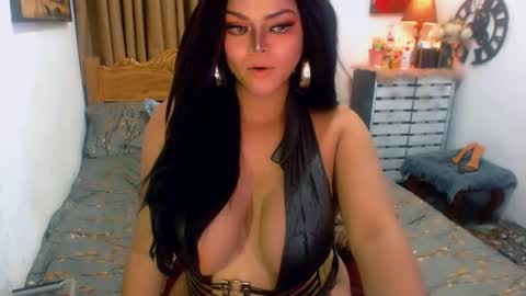 Snapshot of majestic_celina chatting on September 12, 2025, 10:48 am majestic_celina online show from September 12, 2025, 10:48 am