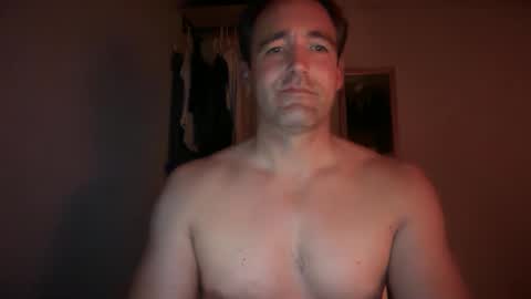 Majo online show from October 13, 2025, 9:04 pm