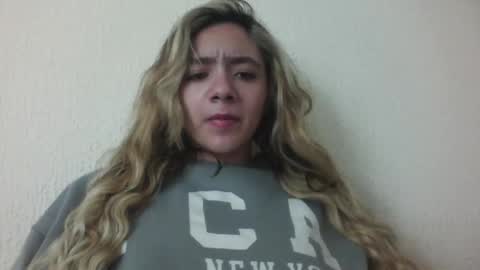 Snapshot of majo_gomezz chatting on November 28, 2025, 12:24 am majo_gomezz online show from November 28, 2025, 12:24 am