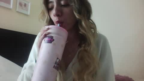 majo_gomezz online show from February 28, 2026, 2:01 am