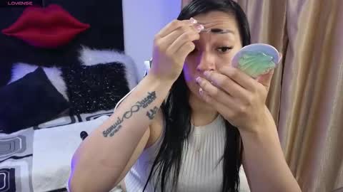 Celeste Bonet  online show from December 4, 2025, 12:14 pm