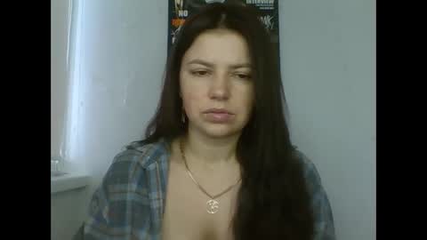 make_mesmile online show from January 16, 2026, 7:01 am