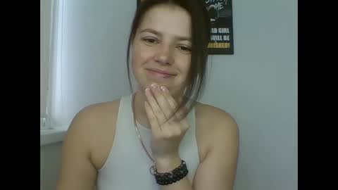 make_mesmile online show from April 2, 2026, 6:22 am