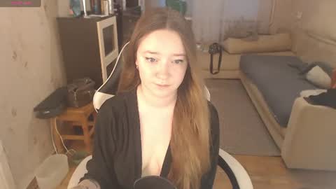 Snapshot of make_moni_moan chatting on July 26, 2026, 4:58 pm Monica online show from July 26, 2026, 4:58 pm