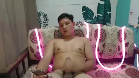 makehugecock online show from November 19, 2025, 8:58 am