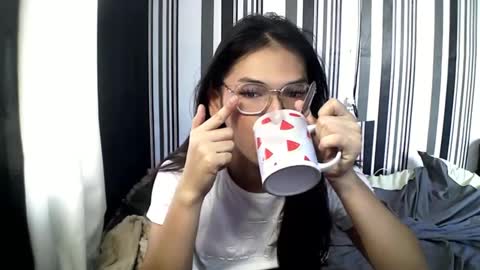 Snapshot of makekeanacum chatting on March 8, 2025, 4:01 am SWEET KEANA online show from March 8, 2025, 4:01 am