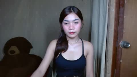 makeme_wettt online show from February 8, 2025, 3:52 am