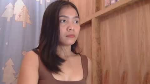 makeme_wettt online show from October 6, 2025, 3:48 am
