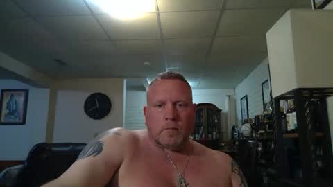 Snapshot of makemetryit2026 chatting on April 13, 2026, 3:39 pm makemetryit2026 online show from April 13, 2026, 3:39 pm