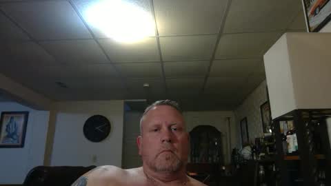 Snapshot of makemetryit2026 chatting on April 16, 2026, 8:09 pm makemetryit2026 online show from April 16, 2026, 8:09 pm