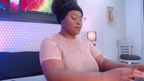 makena online show from February 16, 2025, 3:04 am