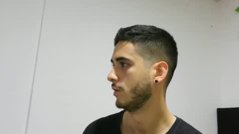 Snapshot of makenzy_darly chatting on December 19, 2024, 1:07 am Makenzy darly online show from December 19, 2024, 1:07 am