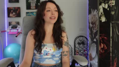 MakiyahBelle online show from January 7, 2025, 5:33 am