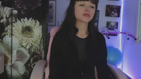 Snapshot of makiyahbelle2 chatting on April 18, 2026, 11:14 am MakiyahBelle online show from April 18, 2026, 11:14 am