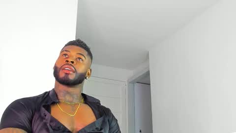 Makonnen online show from November 11, 2025, 4:34 am