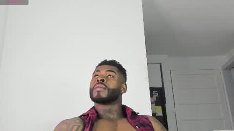Snapshot of makonneen chatting on June 25, 2026, 2:11 am Makonnen online show from June 25, 2026, 2:11 am