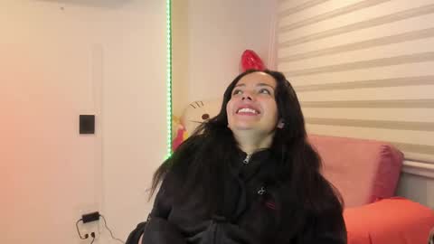 Snapshot of mal_norma chatting on March 1, 2025, 2:15 am Mal Norma online show from March 1, 2025, 2:15 am