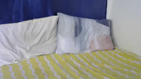 malaika_musa online show from September 21, 2025, 3:19 am