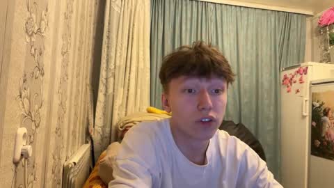 Snapshot of malcolm_yang chatting on September 18, 2025, 5:48 pm Tom and Mark 3 online show from September 18, 2025, 5:48 pm