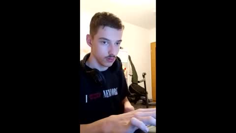 male20y online show from May 18, 2026, 10:26 pm