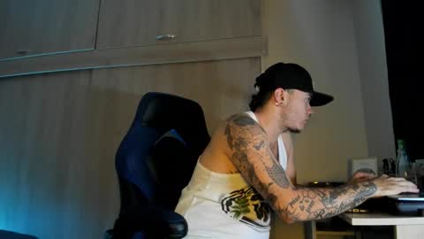 Snapshot of male_pussy chatting on September 10, 2025, 9:53 am ADAM         online show from September 10, 2025, 9:53 am