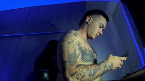 ADAM         online show from November 22, 2025, 4:55 am